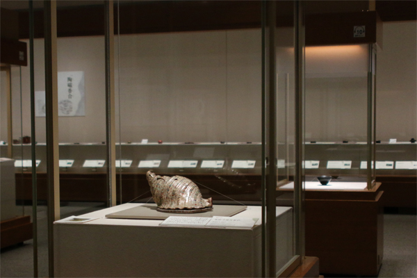 「～かおりを飾る～ 珠玉の香合・香炉展」が開催中 ──静嘉堂文庫美術館