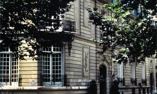 パリに「イヴ・サンローラン美術館」がオープン