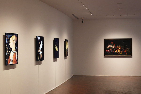 原美術館「小瀬村真美:幻画~像(イメージ)の表皮」 原美術館「小瀬村真美:幻画~像(イメージ)の表皮」
