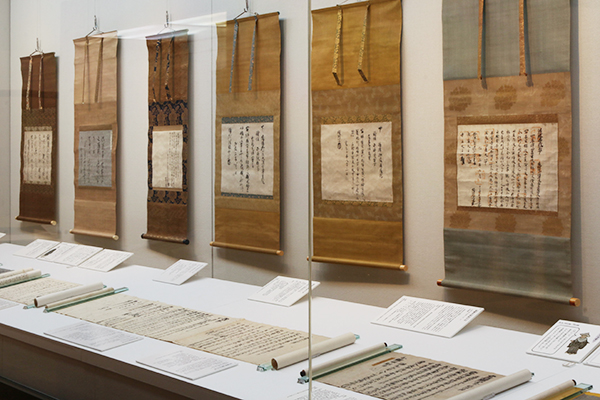 国立歴史民俗博物館「企画展示「日本の中世文書　―機能と形と国際比較―」」