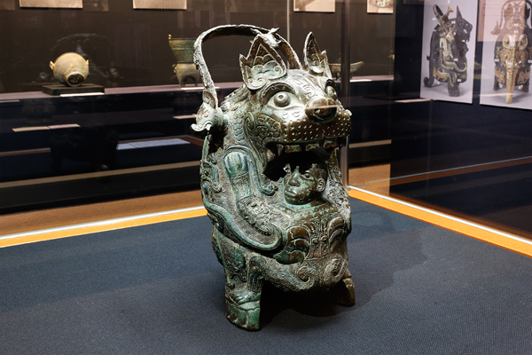 文様をテーマに、中国青銅器の名品を紹介 ── 泉屋博古館分館
