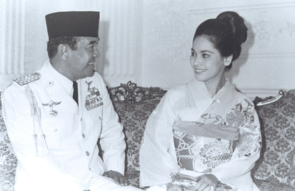 大統領官邸・ムルデカ宮殿にて（1959年）