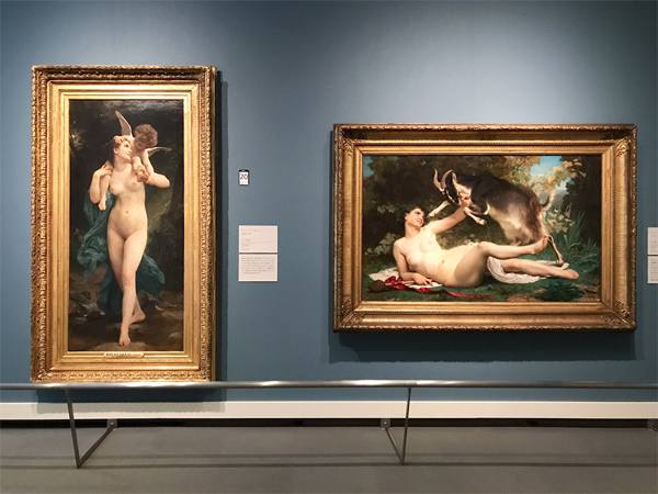 東京展の会場から (左から)ウィリアム・ブグロー《青春とアモル》1877年 オルセー美術館 / ウィリアム・ブグロー《バッカント》1862年 ボルドー美術館 東京展の会場から (左から)ウィリアム・ブグロー《青春とアモル》1877年 オルセー美術館 / ウィリアム・ブグロー《バッカント》1862年 ボルドー美術館