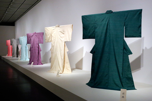 京都国立近代美術館「志村ふくみ　─ 母衣への回帰 ─」