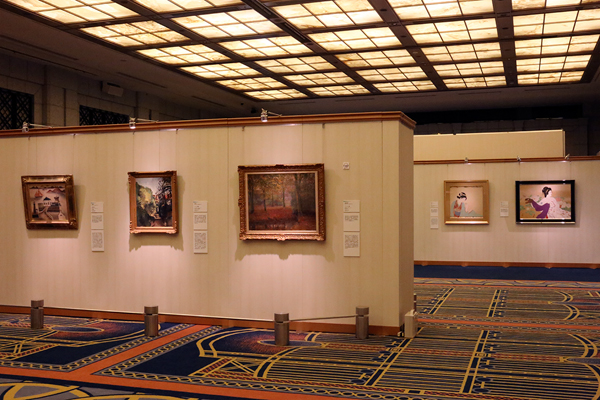 ホテルオークラ東京で、恒例のチャリティー絵画展 ── 今年は「旅」がテーマ
