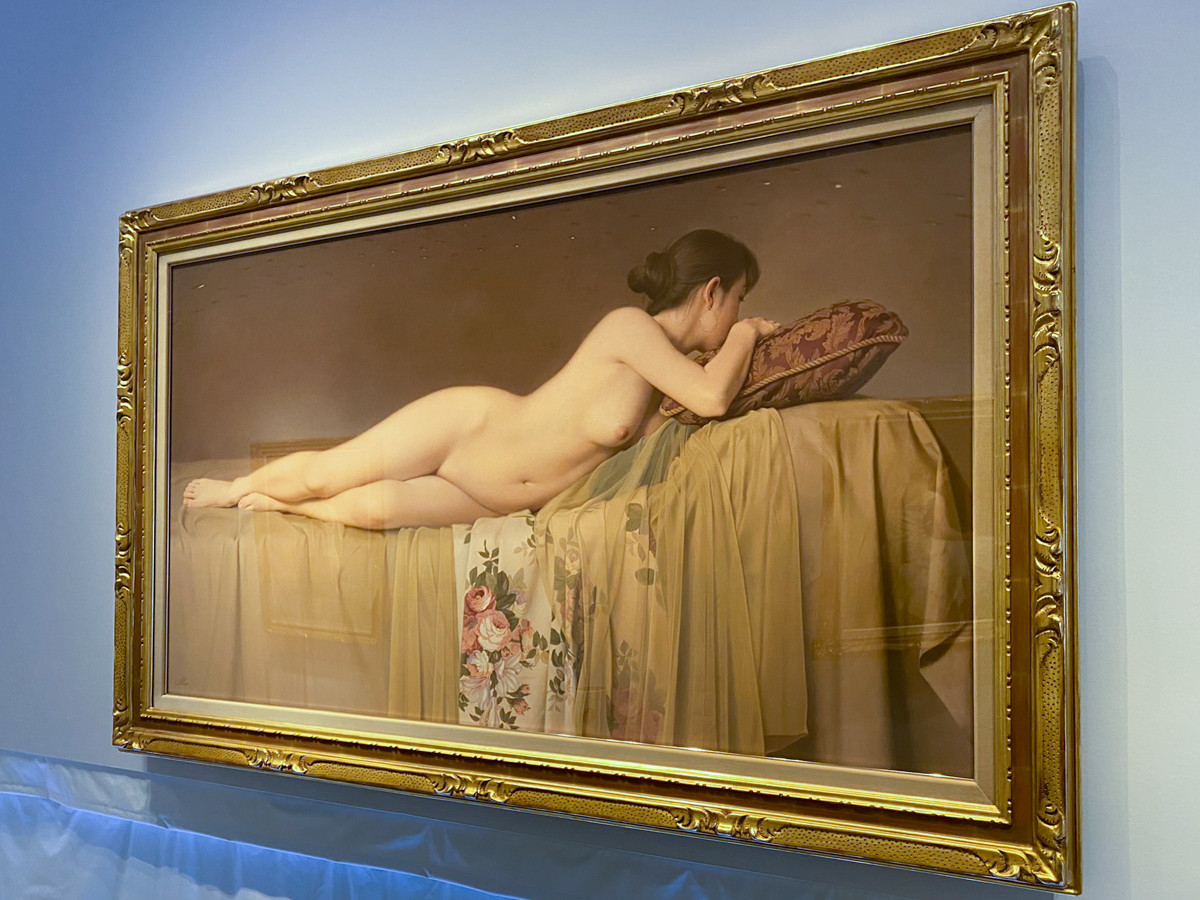 森本草介《横になるポーズ》1998年