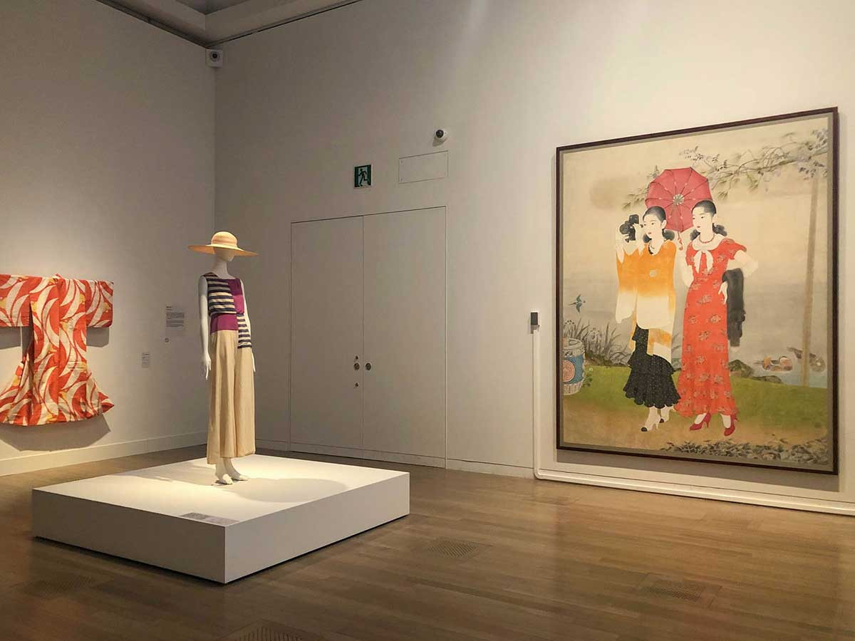 国立新美術館「ファッション イン ジャパン 1945-2020 ― 流行と社会」会場 プロローグ 戦中・戦後