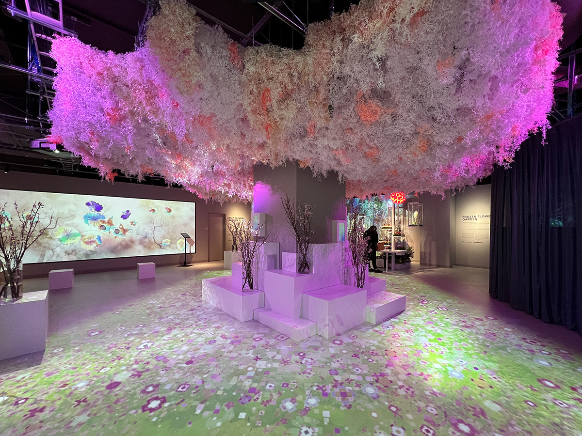 「NAKED FLOWERS FOR YOU」会場より 桜彩 OUSAI(オウサイ)