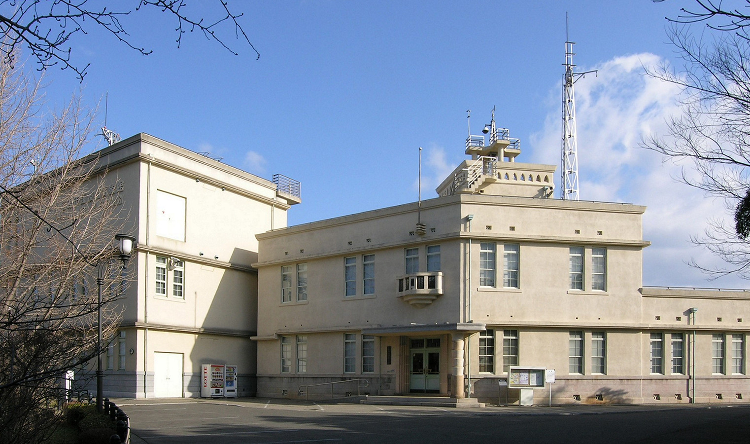 広島市江波山気象館　外観