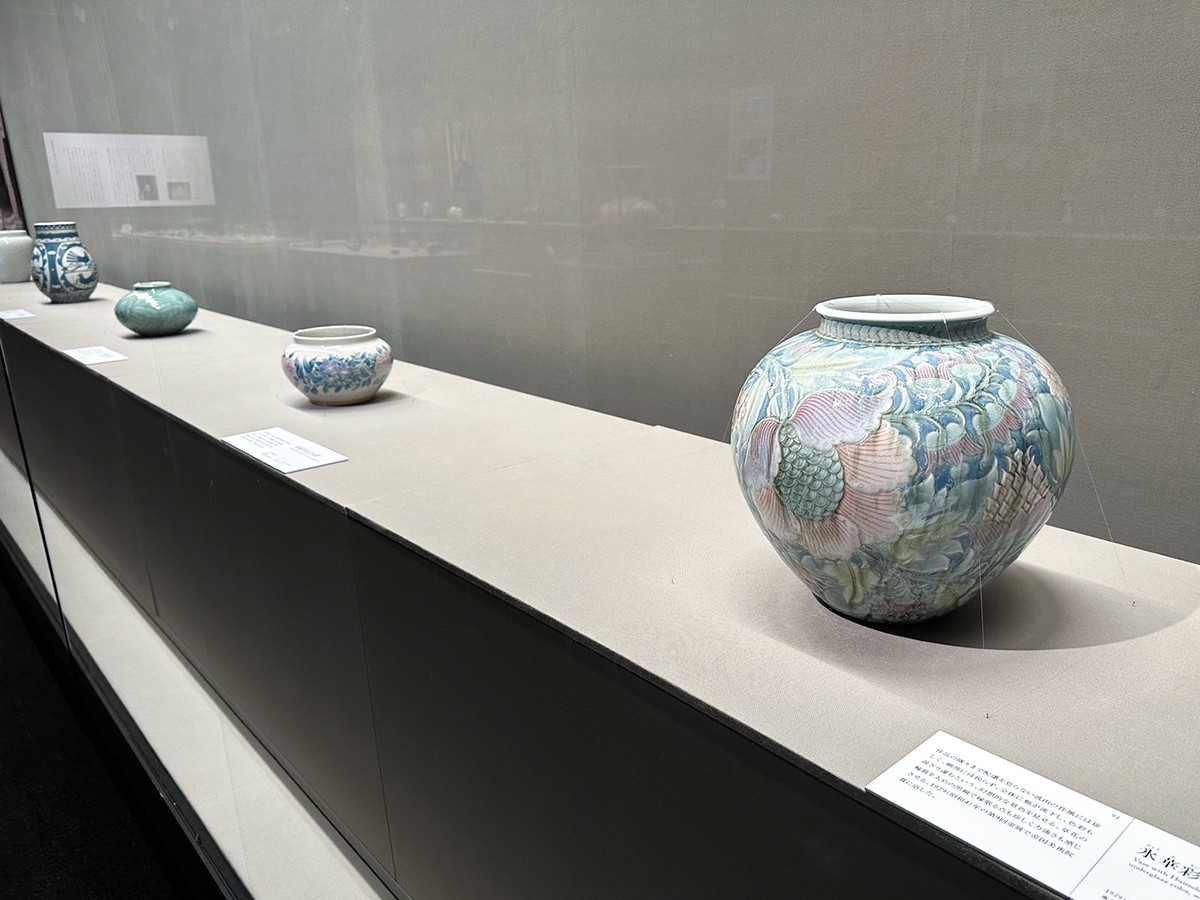 泉屋博古館東京「生誕150年記念 板谷波山の陶芸」会場