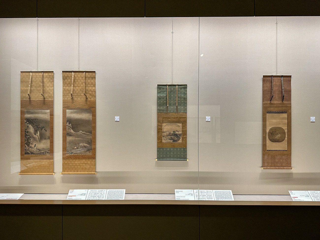 根津美術館「将軍家の襖絵　屏風絵でよみがえる室町の華」会場