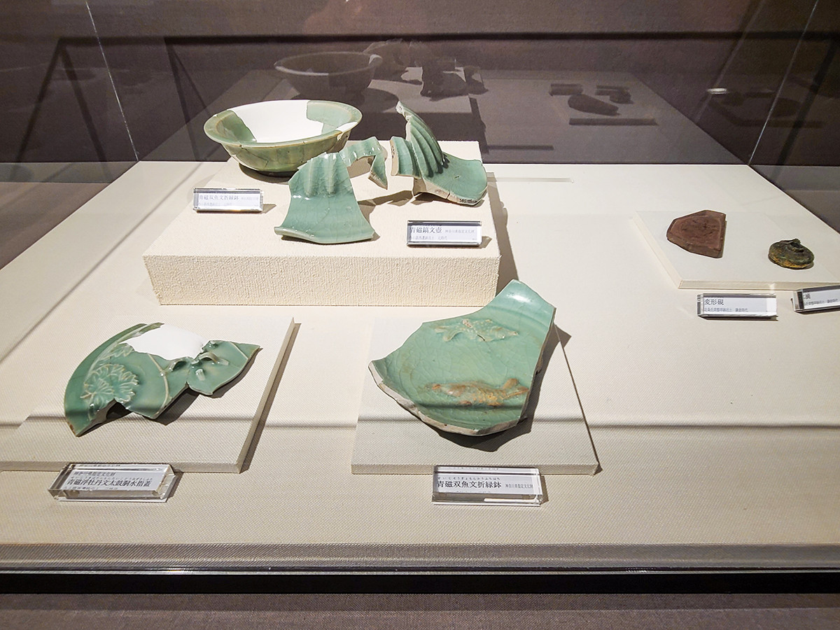 鎌倉歴史文化交流館「北条氏展 vol.4 北条義時の子どもたち―中世都市鎌倉の黎明―」会場より 武家屋敷の発掘調査