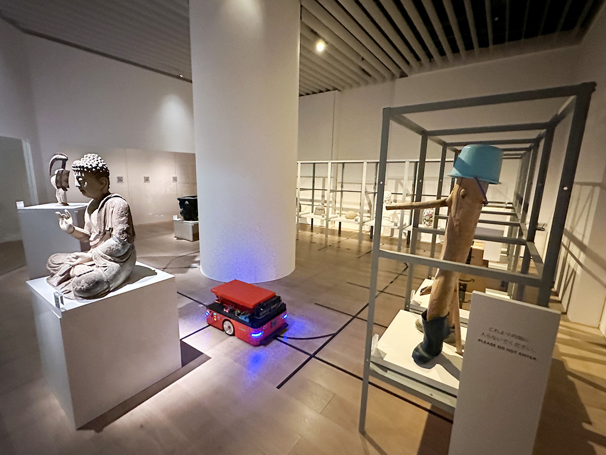 森美術館「六本木クロッシング2022展：往来オーライ！」会場