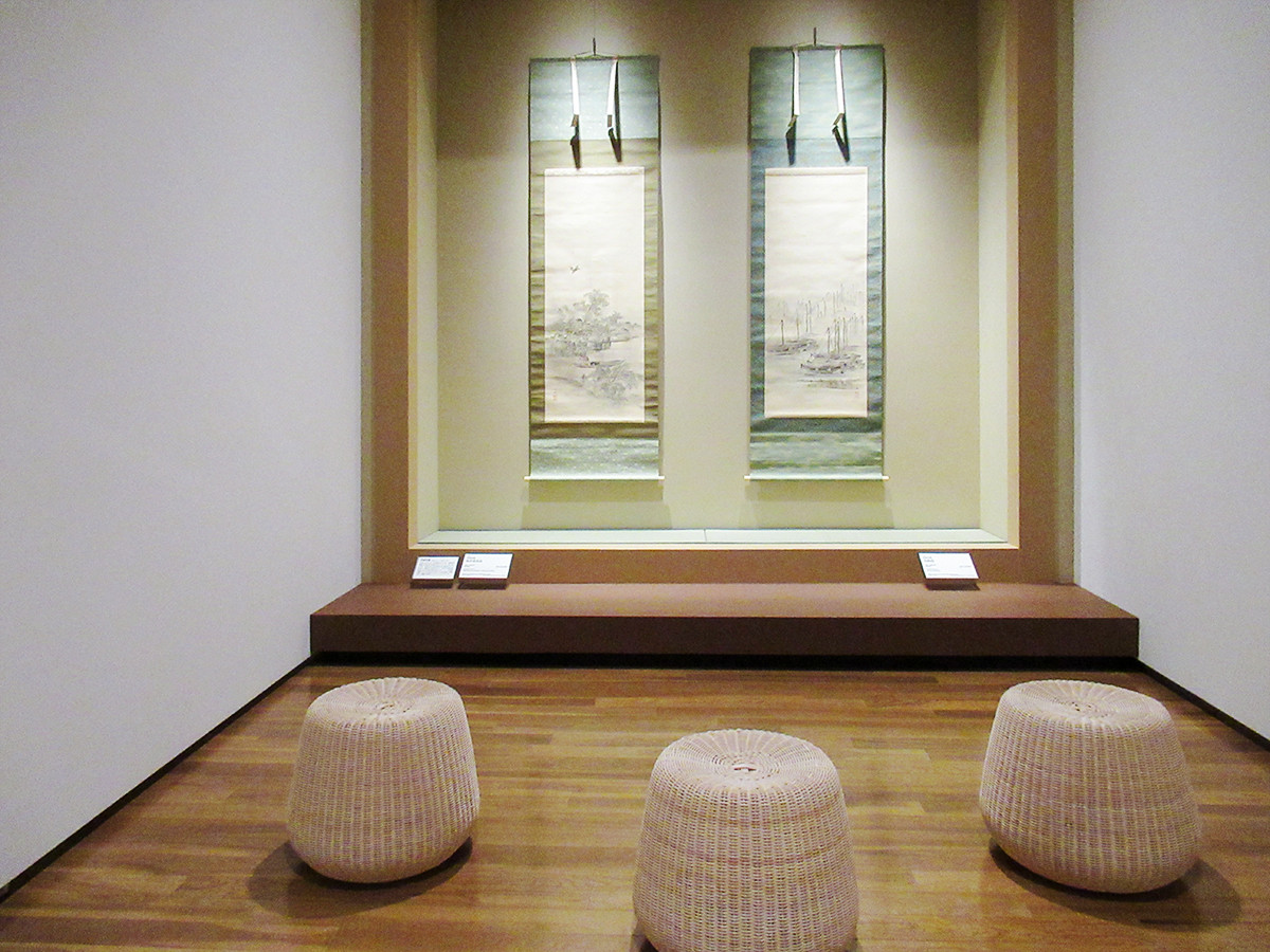 大阪中之島美術館「大阪の日本画」会場より　床の間イメージ 展示風景