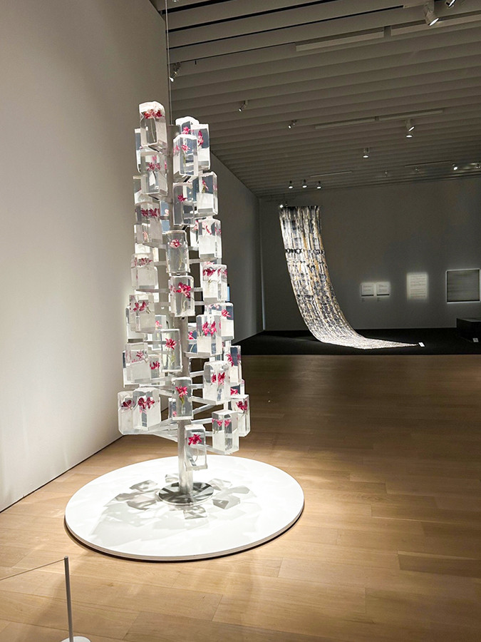 京都市京セラ美術館「跳躍するつくり手たち：人と自然の未来を見つめるアート、デザイン、テクノロジー」会場