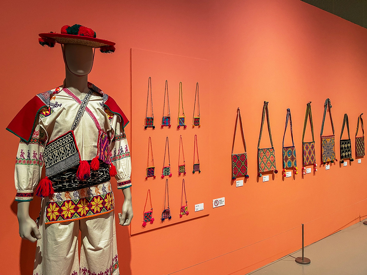 国立民族学博物館「ラテンアメリカの民衆芸術」会場