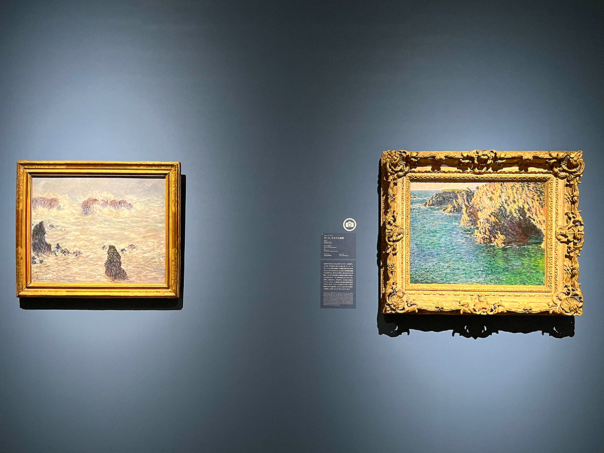 （左から）クロード・モネ 《嵐のベリール》 1886年 オルセー美術館（パリ） ／ クロード・モネ 《ポール=ドモワの洞窟》 1886年 茨城県近代美術館