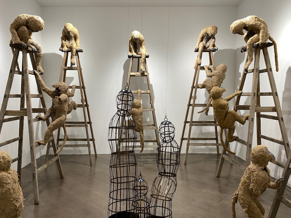 岐阜県美術館「清流の国ぎふ芸術祭 Art Award IN THE CUBE 2023』」会場より　入江 経一 賞　柴田 美智子《触れるもの、絶対に触れないもの》