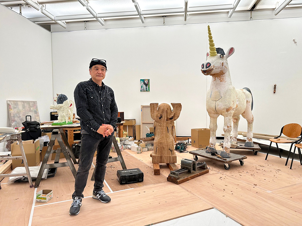 千葉市美術館「三沢厚彦　ANIMALS／Multi-dimensions」会場 三沢厚彦さん