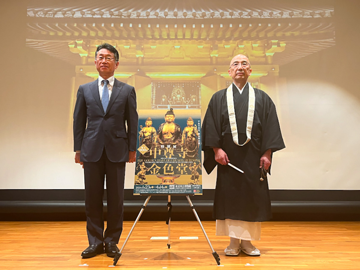 特別展「中尊寺金色堂」記者会見より　（左から）富田 淳（東京国立博物館 副館長）、奥山元照（天台宗東北大本山 中尊寺 貫首）