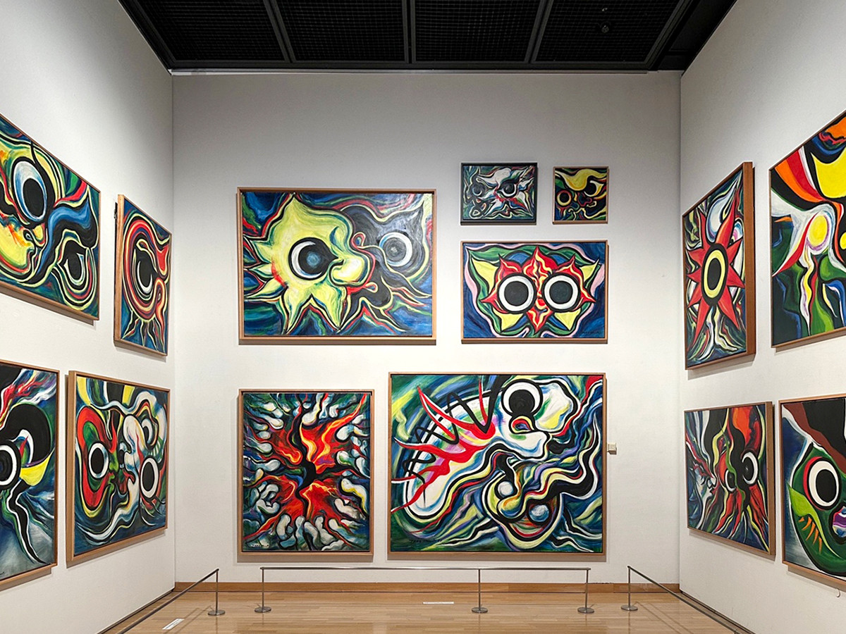 川崎市岡本太郎美術館 展覧会「凱旋!岡本太郎」会場