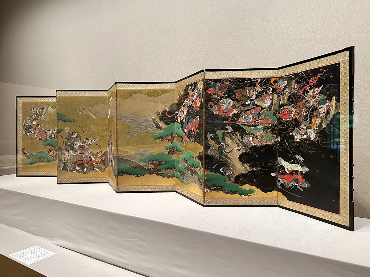 根津美術館「物語る絵画」会場より　《妖怪退治図屏風》伝 岩佐又兵衛筆 江戸時代 17世紀 個人蔵