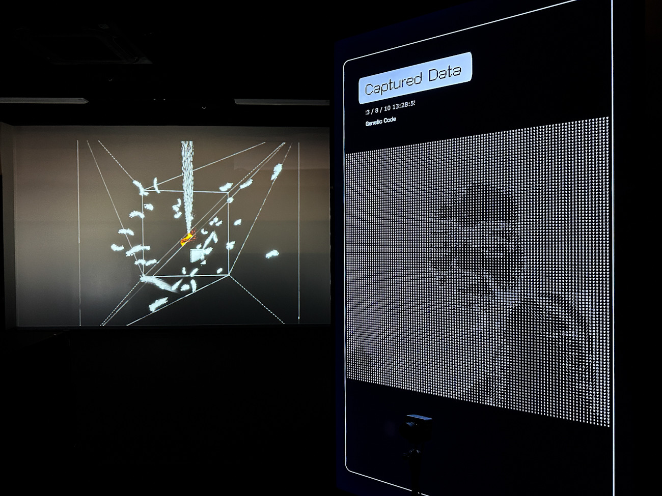 「セントラルドグマ ~生命(いのち)の根源が描き出すサイエンスアート~」展会場より 「life activation 」