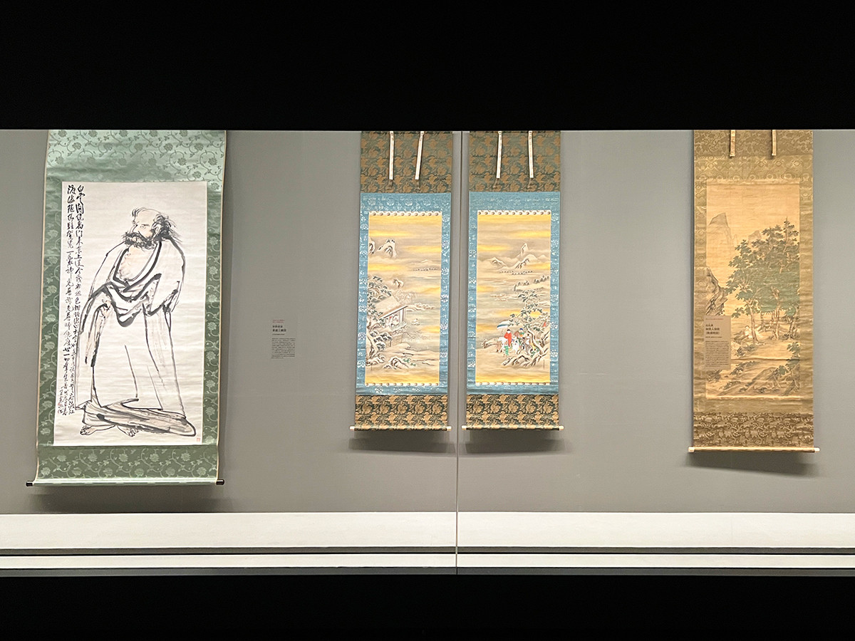 自由へのあこがれ「隠遁思想と隠者たち」展示風景