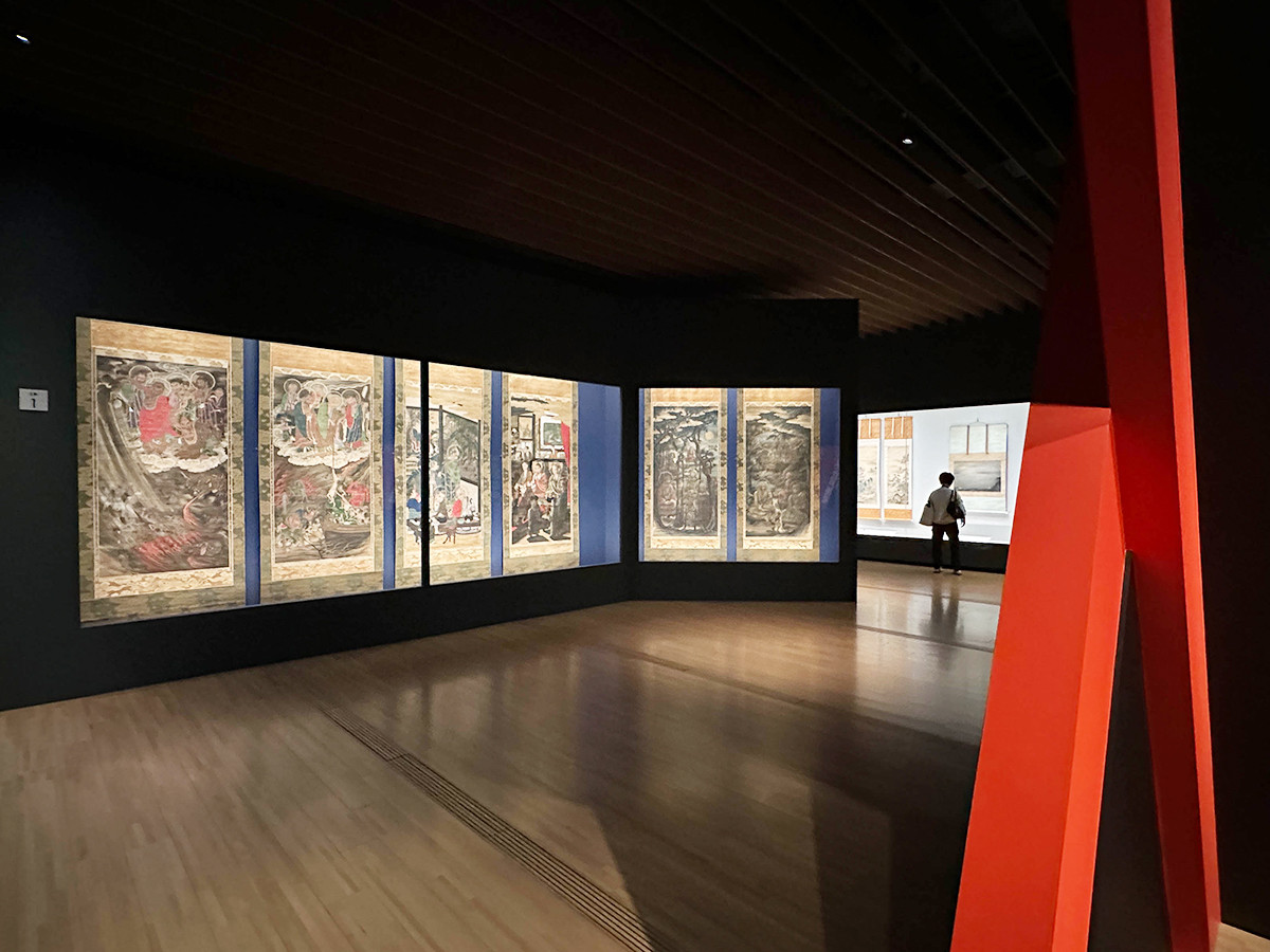 サントリー美術館「激動の時代　幕末明治の絵師たち」会場