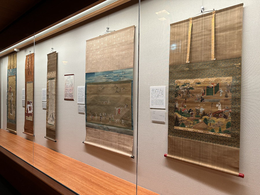 太田記念美術館「葛飾応為『吉原格子先之図』 ― 肉筆画の魅力」会場