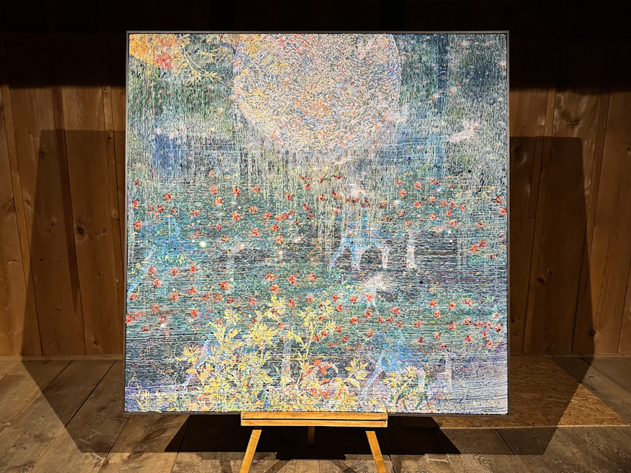 「FUJI TEXTILE WEEK 2023」会場より 清川あさみ《わたしたちのおはなし》