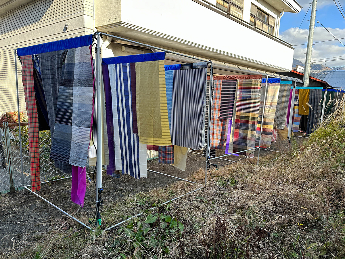 「FUJI TEXTILE WEEK 2023」会場より　新世界乾杯通り「TSUBAME STREET PROJECT」