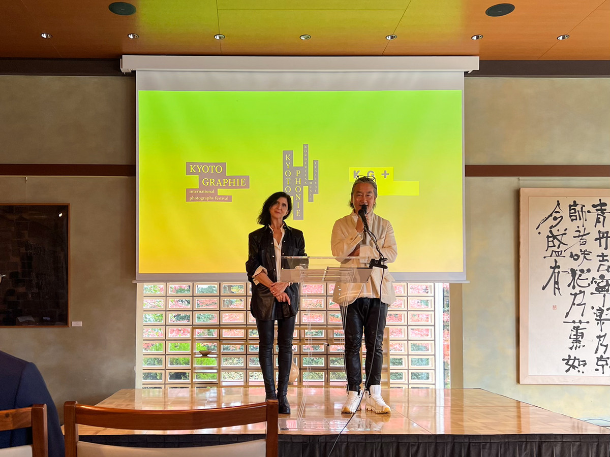 「KYOTOGRAPHIE 2024」共同創設者/共同ディレクター ルシール・レイボーズ、仲西祐介