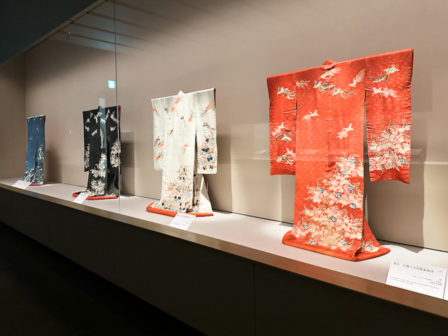 根津美術館「繡と織　華麗なる日本染織の世界」会場