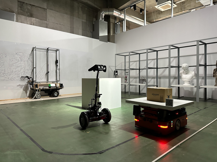 寺田倉庫 G3-6F「TERRADA ART AWARD 2023 ファイナリスト展」会場より やんツー(寺瀬由紀賞)の作品