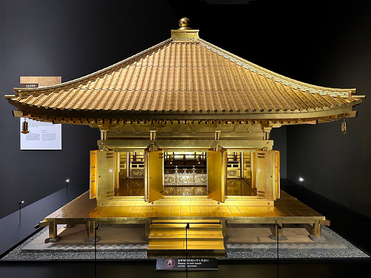 東京国立博物館 本館 特別5室　建立900年 特別展「中尊寺金色堂」会場