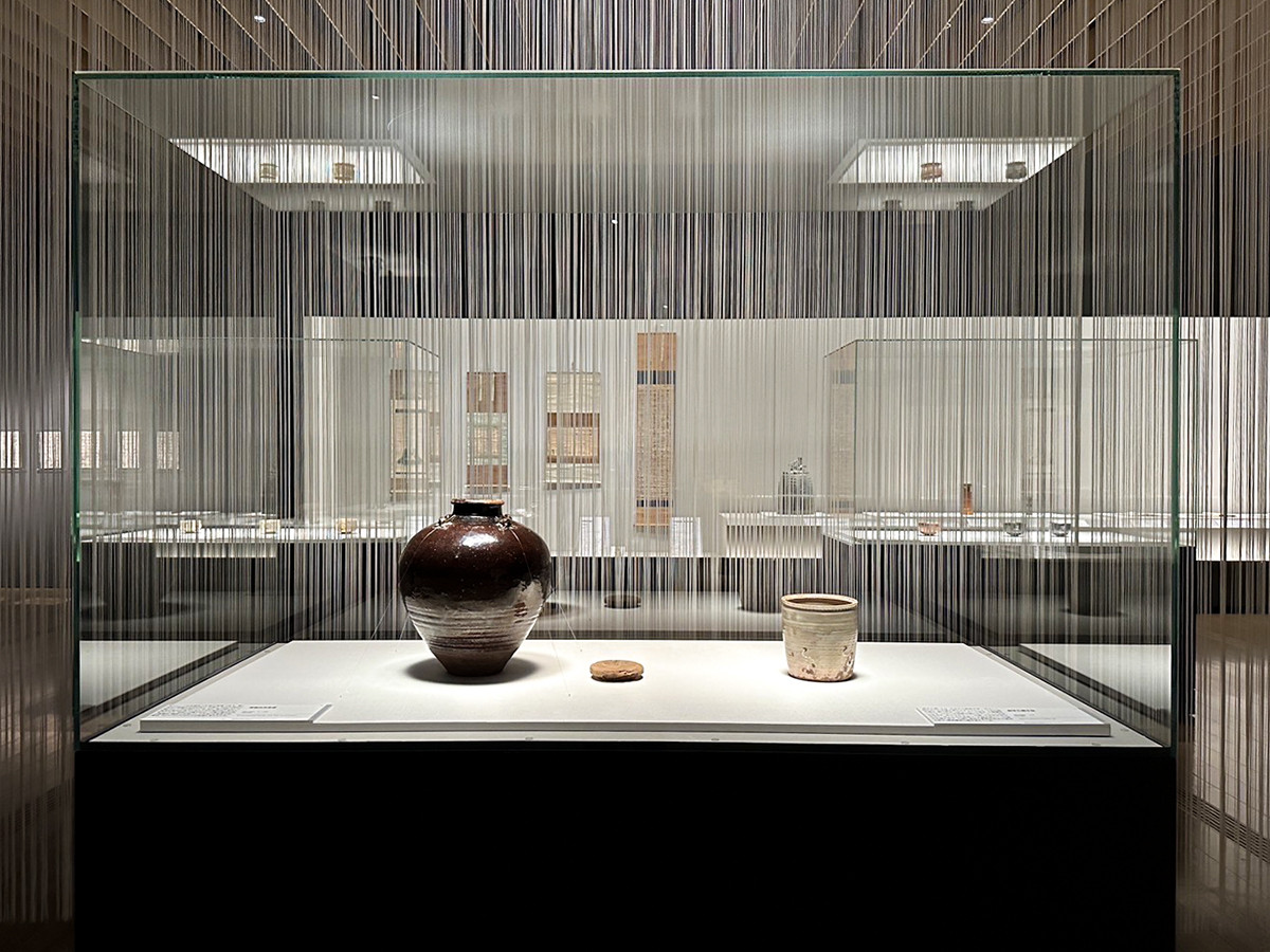 サントリー美術館「四百年遠忌記念特別展 大名茶人 織田有楽斎」会場より