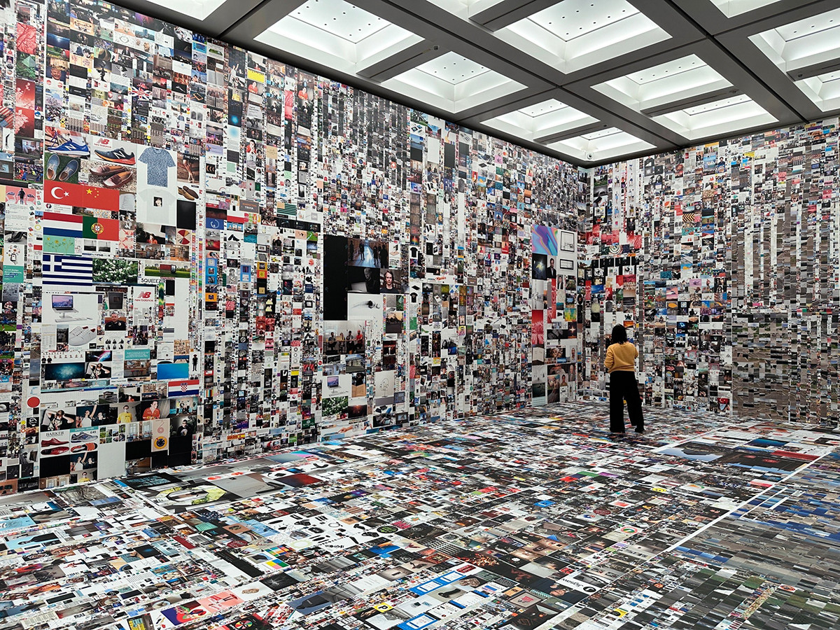 「遠距離現在 Universal / Remote」国立新美術館 2024年 展示風景