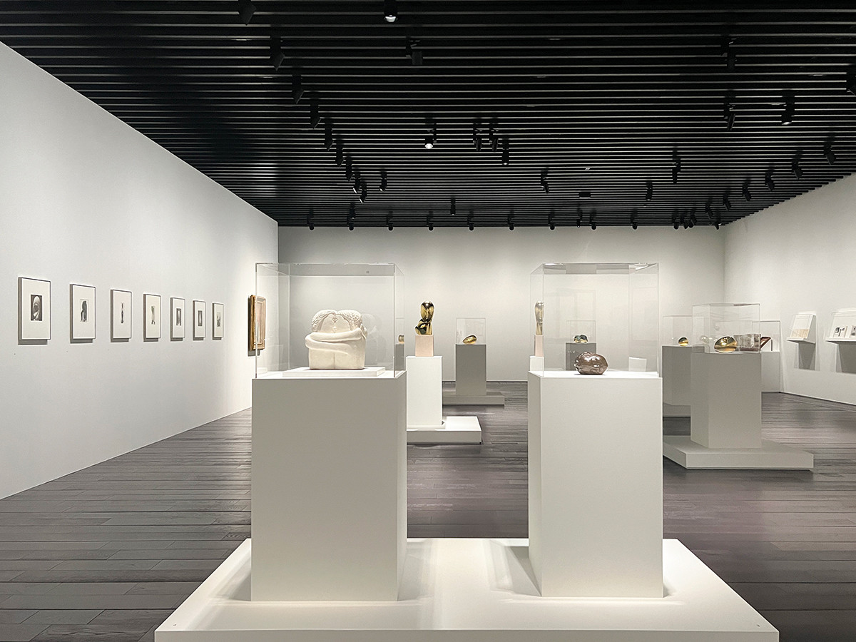 アーティゾン美術館「ブランクーシ 本質を象(かたど)る」 02「直彫り」