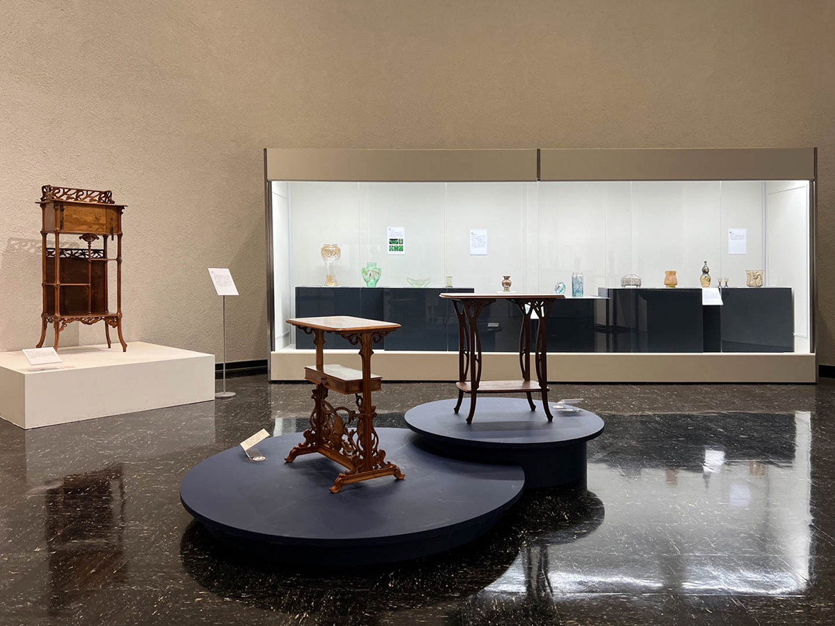 渋谷区立松濤美術館「没後120年 エミール・ガレ展 奇想のガラス作家」会場