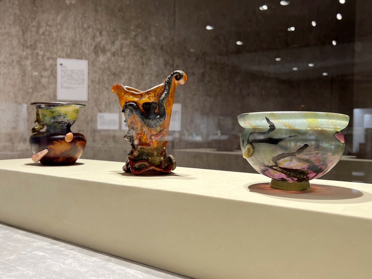 渋谷区立松濤美術館「没後120年 エミール・ガレ展 奇想のガラス作家」会場
