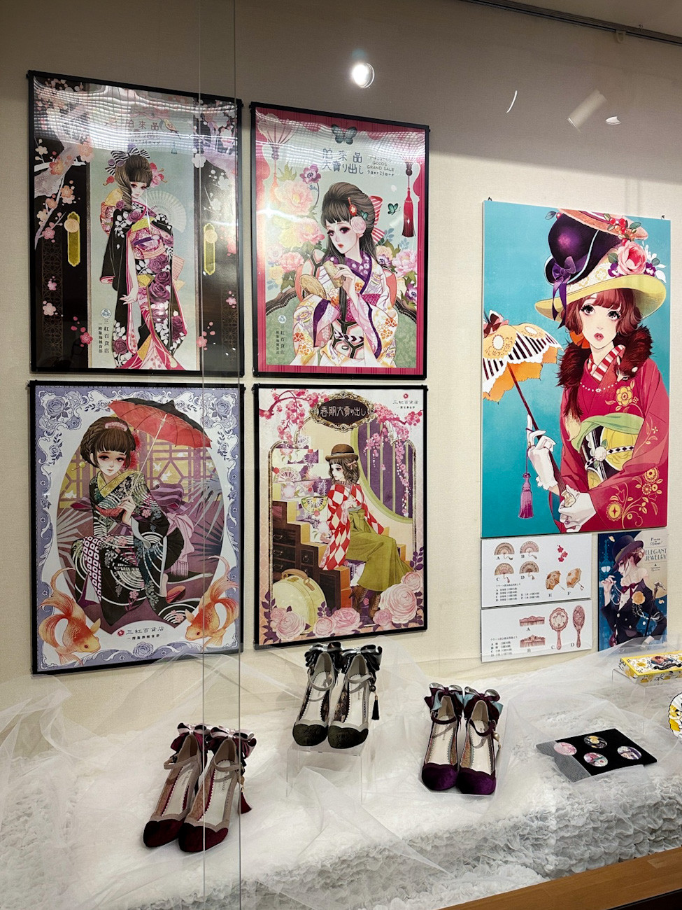 弥生美術館「マツオヒロミ展 レトロモダンファンタジア」会場