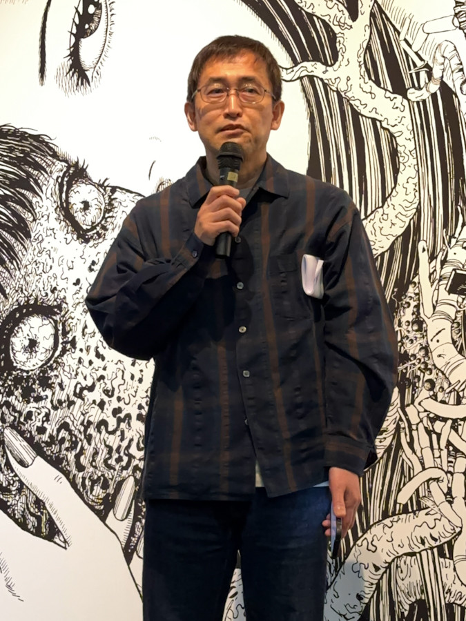 世田谷文学館「伊藤潤二展 誘惑」会場より　伊藤潤二さん