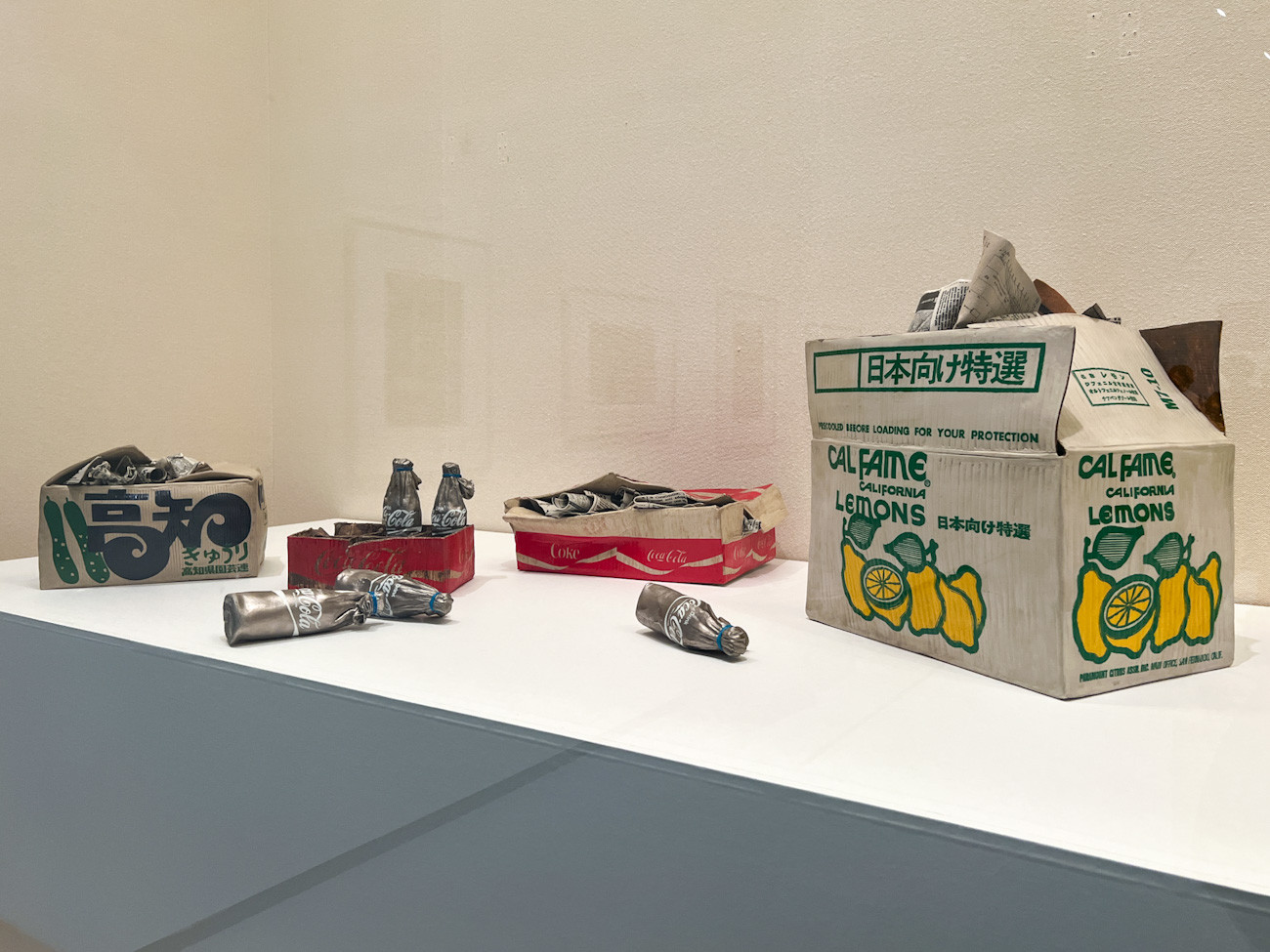 練馬区立美術館「三島喜美代―未来への記憶」会場