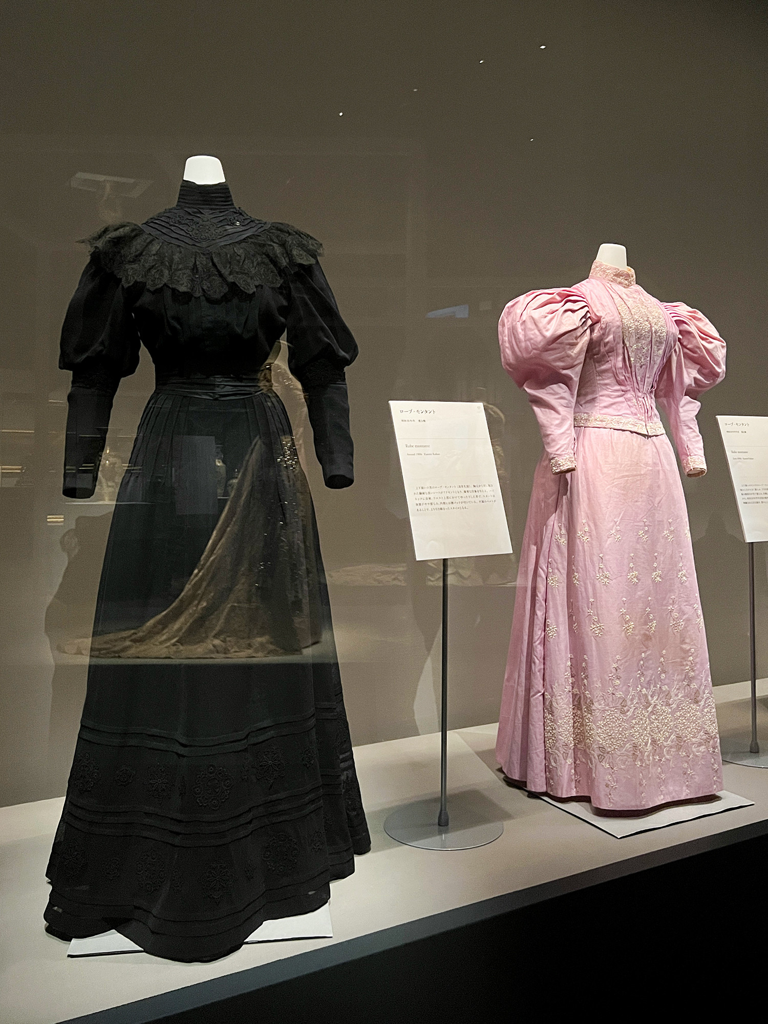 明治神宮ミュージアム「受け継がれし明治のドレス」会場