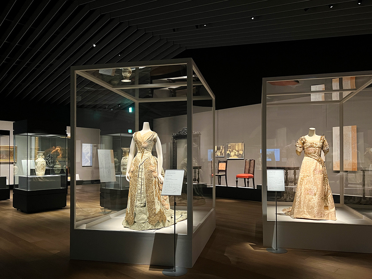 明治神宮ミュージアム「受け継がれし明治のドレス」会場