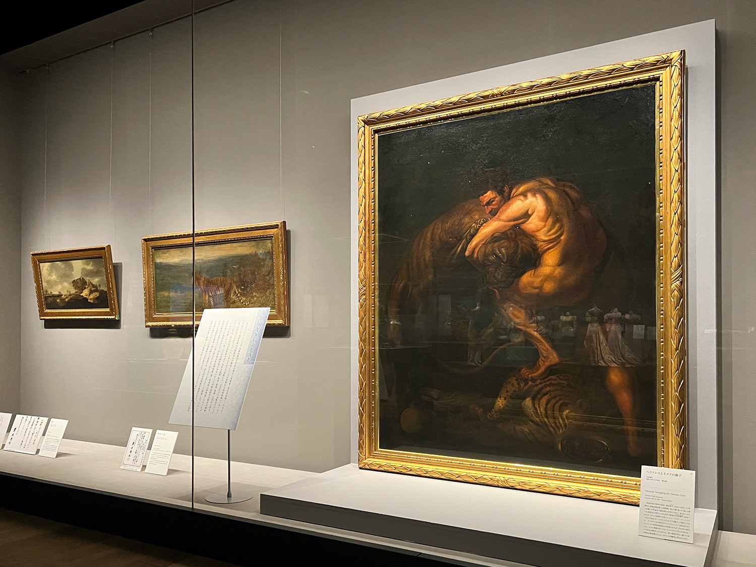 明治神宮ミュージアム「受け継がれし明治のドレス」会場