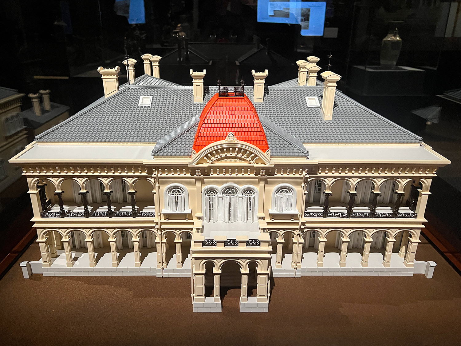 明治神宮ミュージアム「受け継がれし明治のドレス」会場