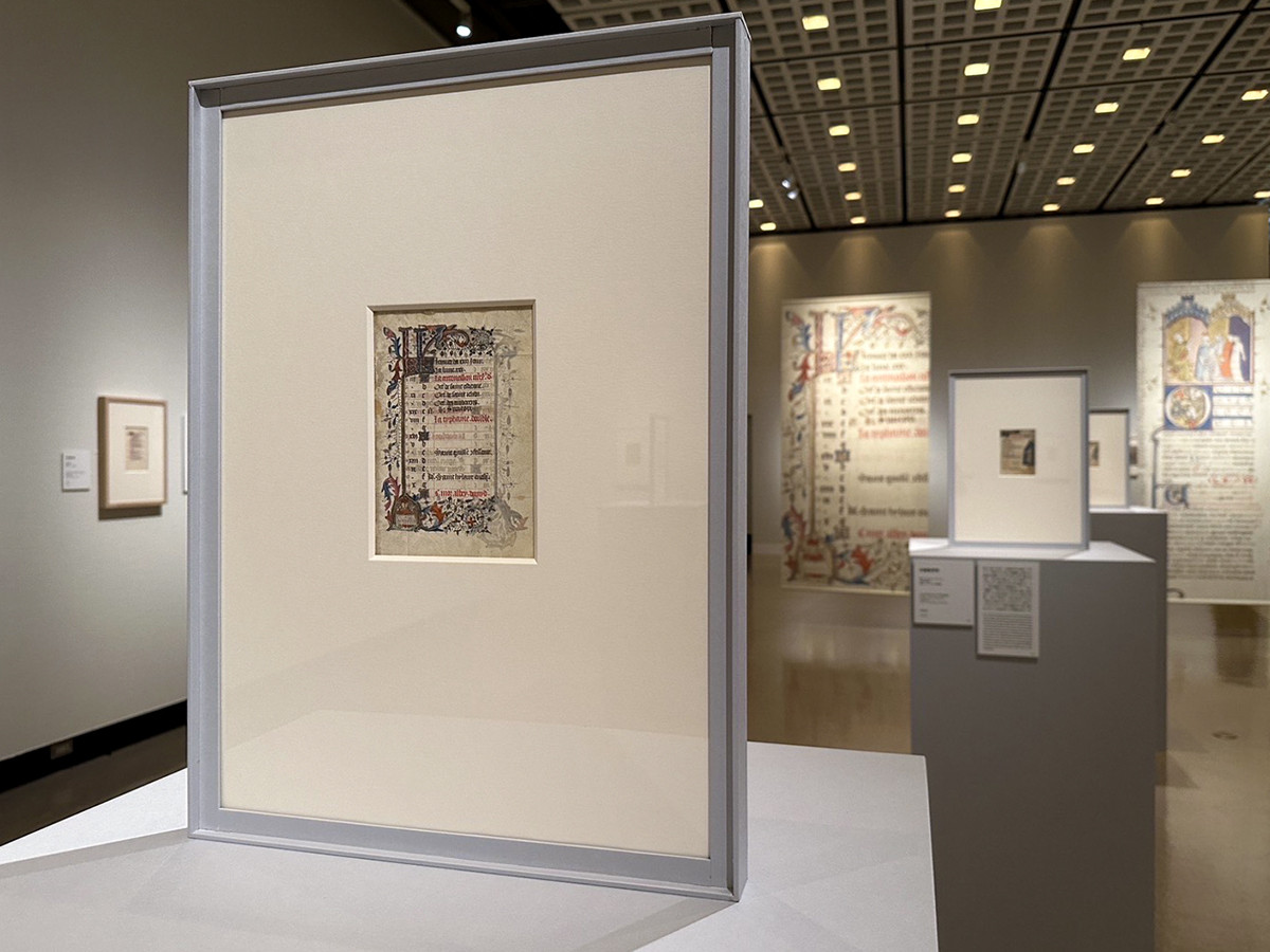 国立西洋美術館「内藤コレクション　写本 — いとも優雅なる中世の小宇宙」 会場