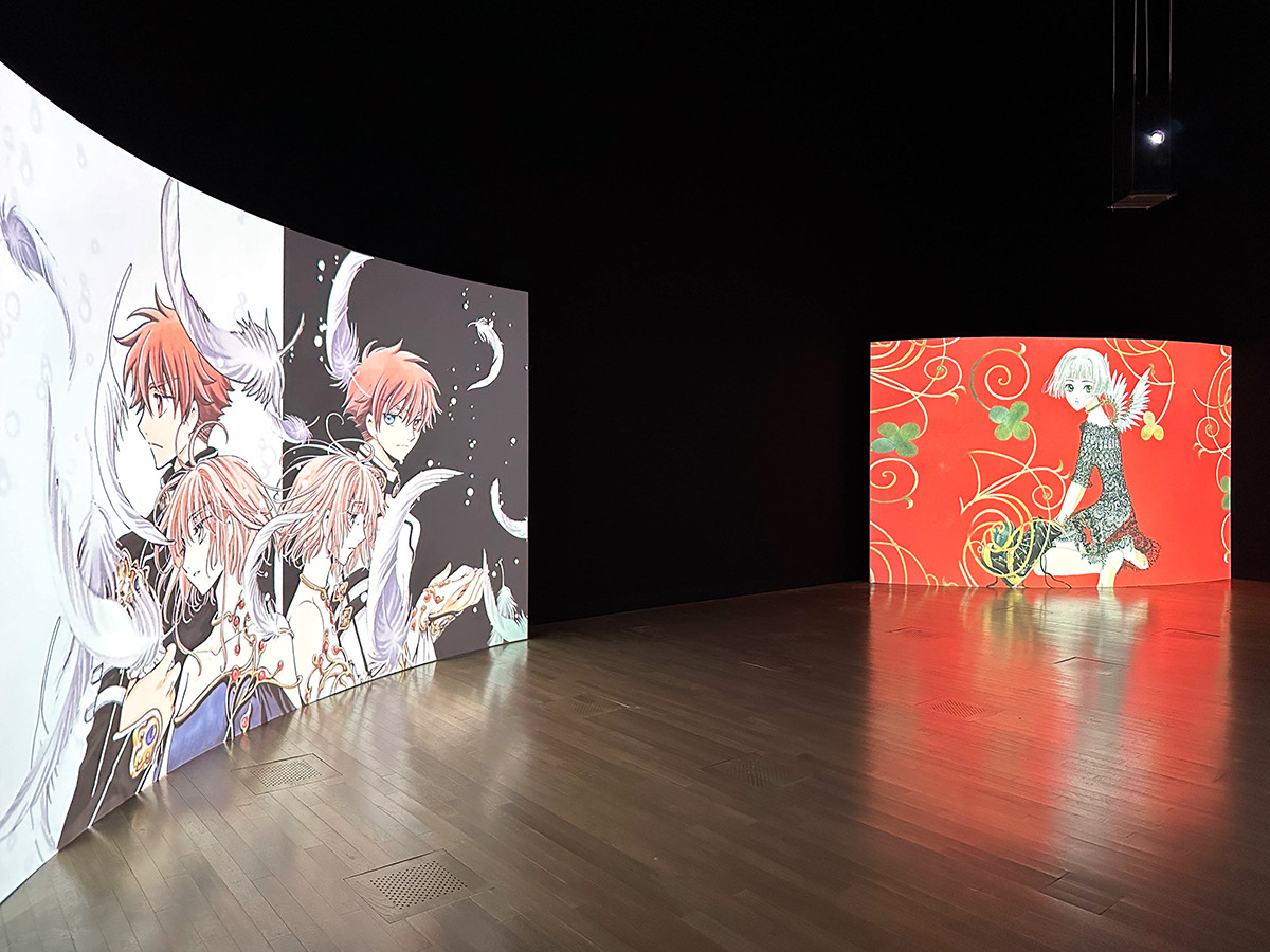 国立新美術館「CLAMP展」会場より　第4章「MAGIC ― CLAMPが、魔法をかける。」